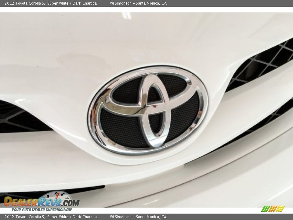 2012 Toyota Corolla S Super White / Dark Charcoal Photo #33