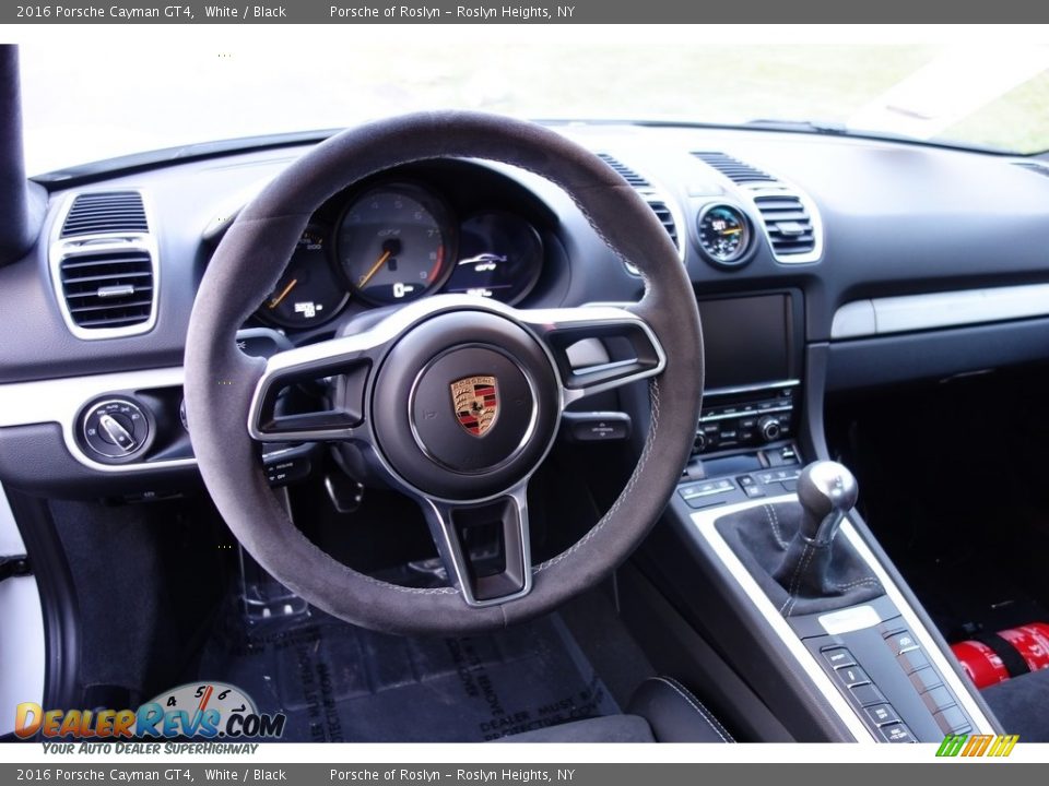 2016 Porsche Cayman GT4 White / Black Photo #17