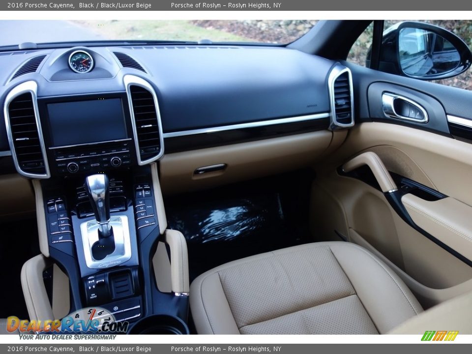 2016 Porsche Cayenne Black / Black/Luxor Beige Photo #12