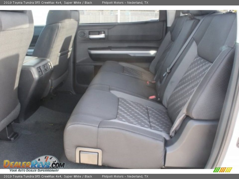 2019 Toyota Tundra SR5 CrewMax 4x4 Super White / Black Photo #17