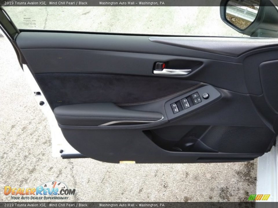 2019 Toyota Avalon XSE Wind Chill Pearl / Black Photo #10