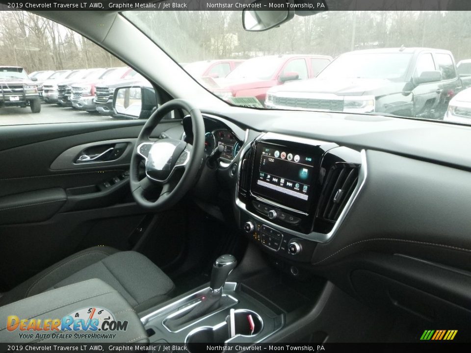 2019 Chevrolet Traverse LT AWD Graphite Metallic / Jet Black Photo #11