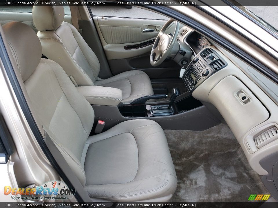2002 Honda Accord EX Sedan Naples Gold Metallic / Ivory Photo #11