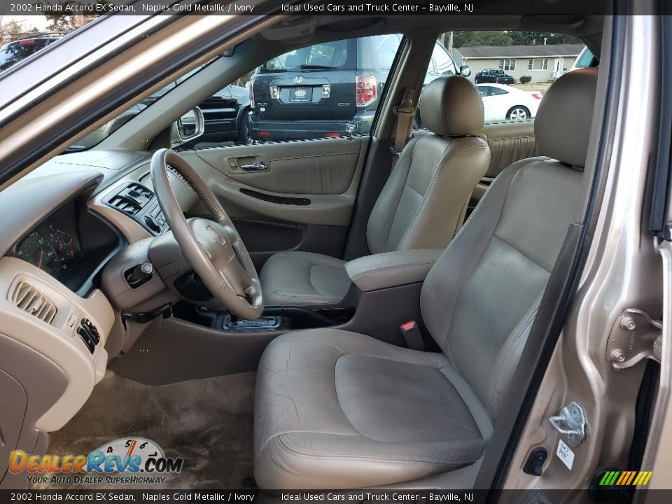 2002 Honda Accord EX Sedan Naples Gold Metallic / Ivory Photo #19