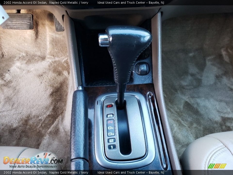 2002 Honda Accord EX Sedan Naples Gold Metallic / Ivory Photo #20