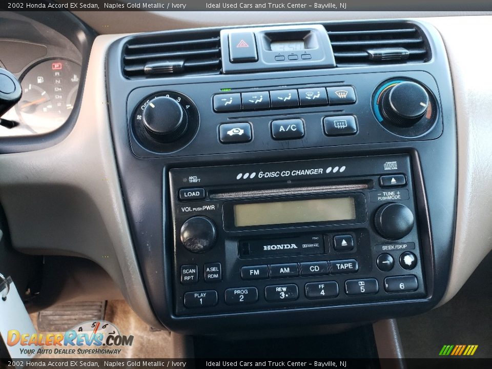 2002 Honda Accord EX Sedan Naples Gold Metallic / Ivory Photo #21
