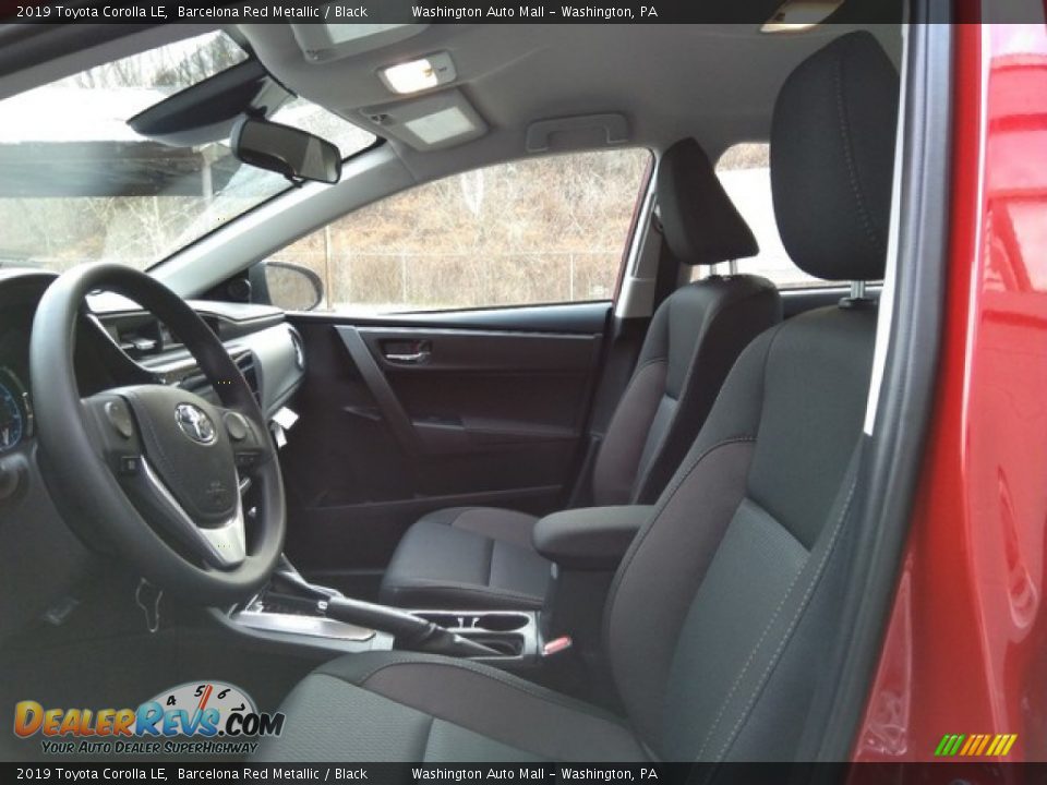 Front Seat of 2019 Toyota Corolla LE Photo #11