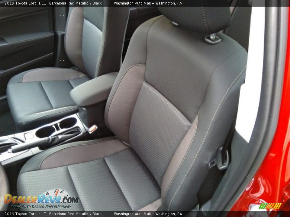 2019 Toyota Corolla LE Barcelona Red Metallic / Black Photo #12