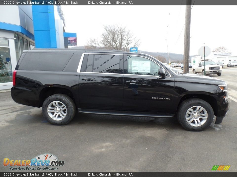Black 2019 Chevrolet Suburban LS 4WD Photo #4