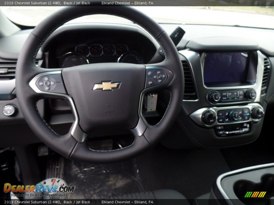 2019 Chevrolet Suburban LS 4WD Black / Jet Black Photo #18