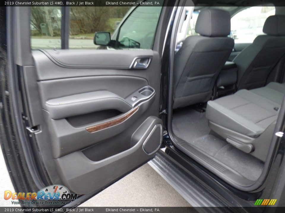 2019 Chevrolet Suburban LS 4WD Black / Jet Black Photo #34