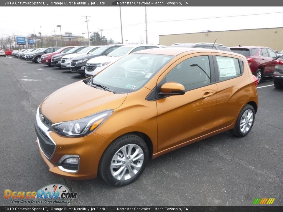 Front 3/4 View of 2019 Chevrolet Spark LT Photo #1