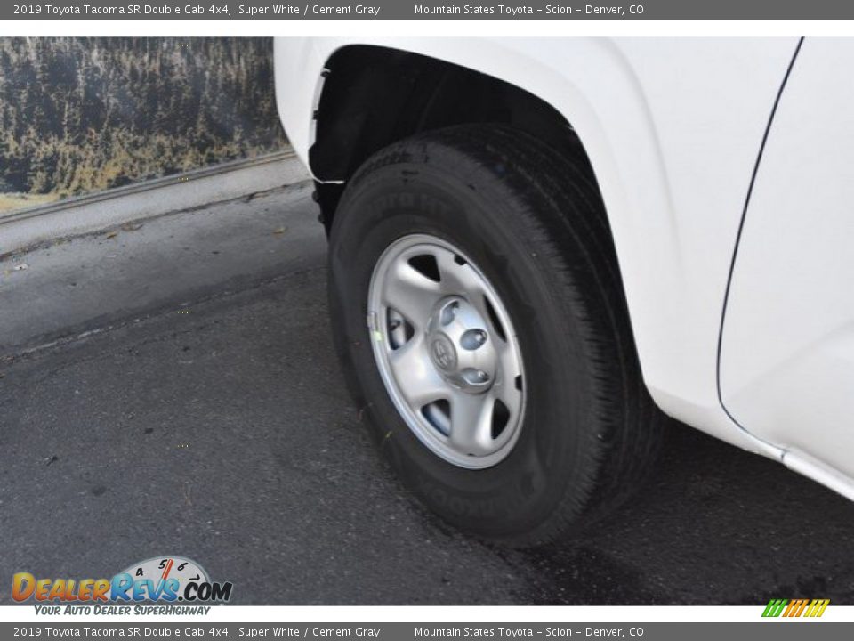 2019 Toyota Tacoma SR Double Cab 4x4 Super White / Cement Gray Photo #32