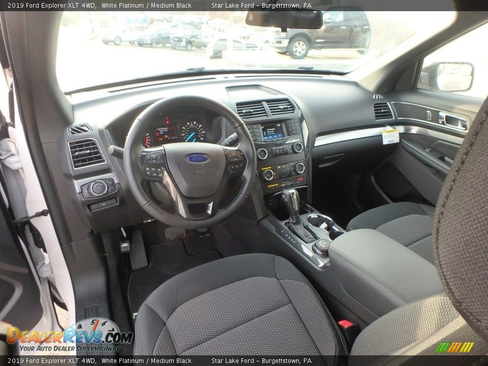 2019 Ford Explorer XLT 4WD White Platinum / Medium Black Photo #13