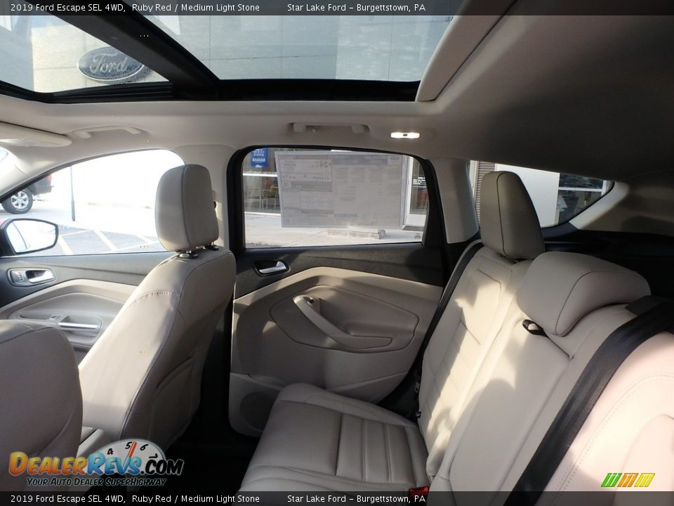 2019 Ford Escape SEL 4WD Ruby Red / Medium Light Stone Photo #11