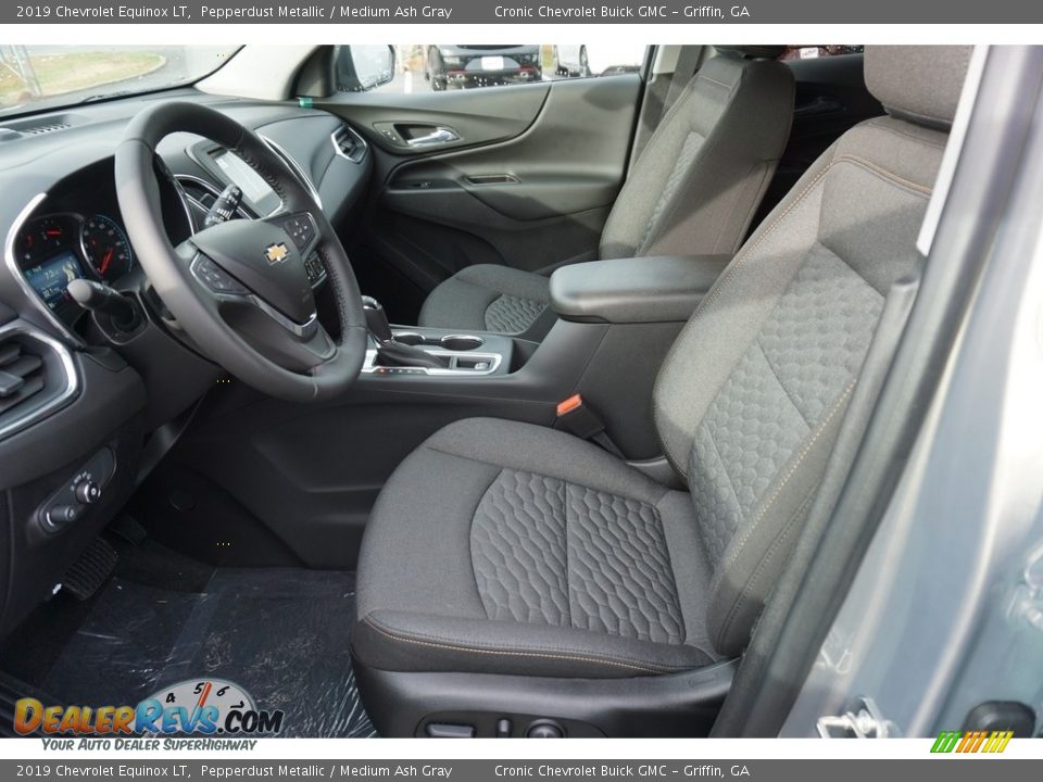 Front Seat of 2019 Chevrolet Equinox LT Photo #4