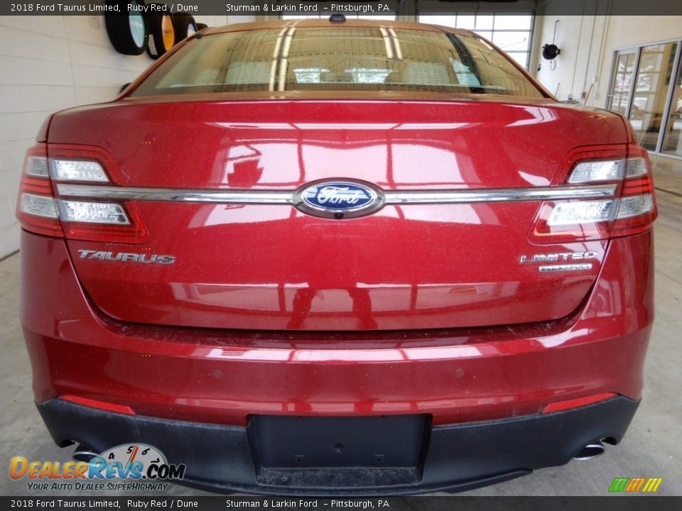 2018 Ford Taurus Limited Ruby Red / Dune Photo #4
