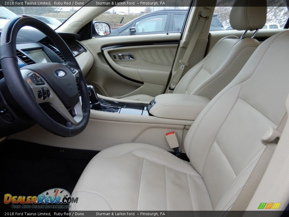 Front Seat of 2018 Ford Taurus Limited Photo #10