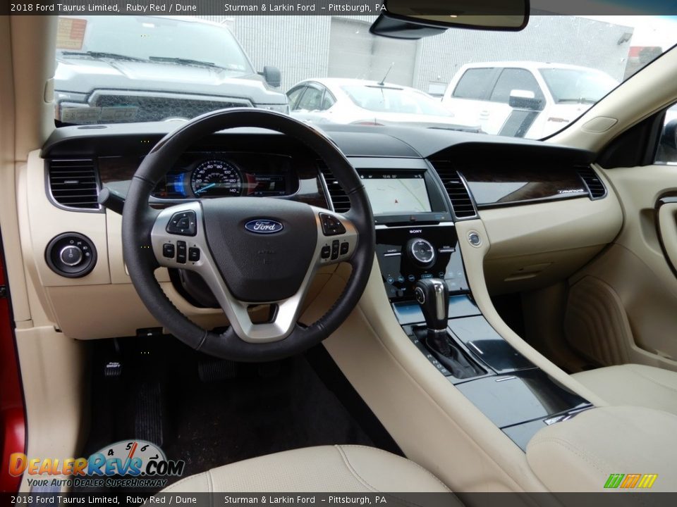 Front Seat of 2018 Ford Taurus Limited Photo #12