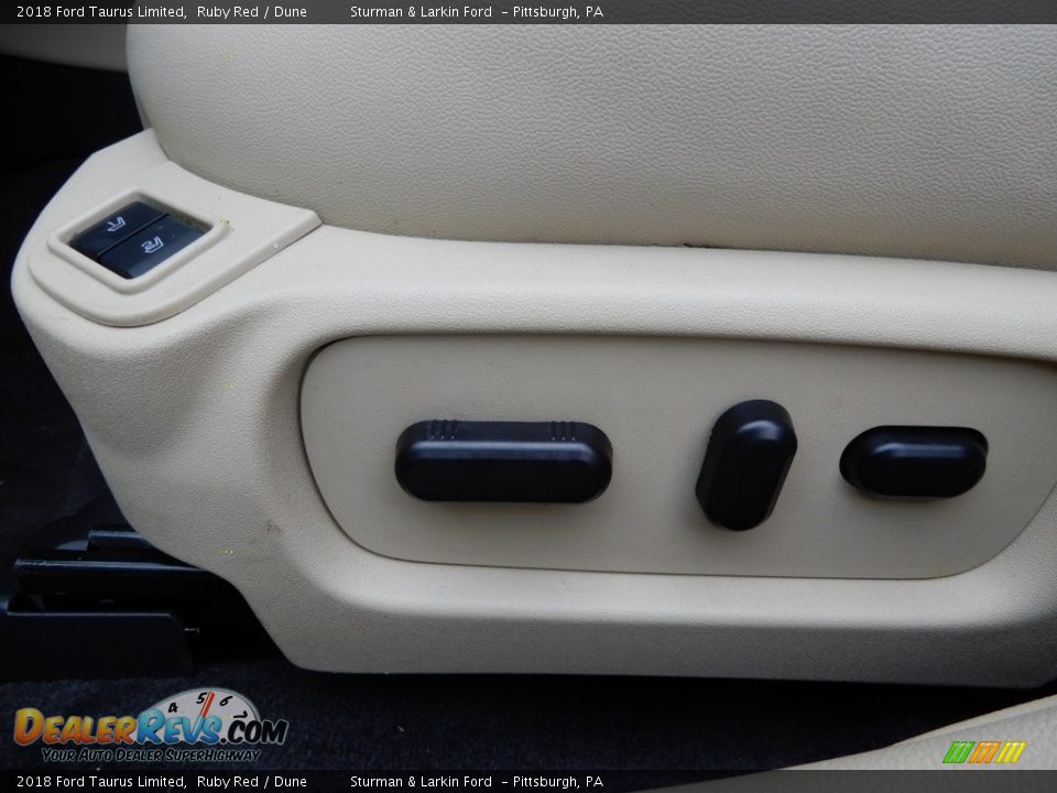 2018 Ford Taurus Limited Ruby Red / Dune Photo #17