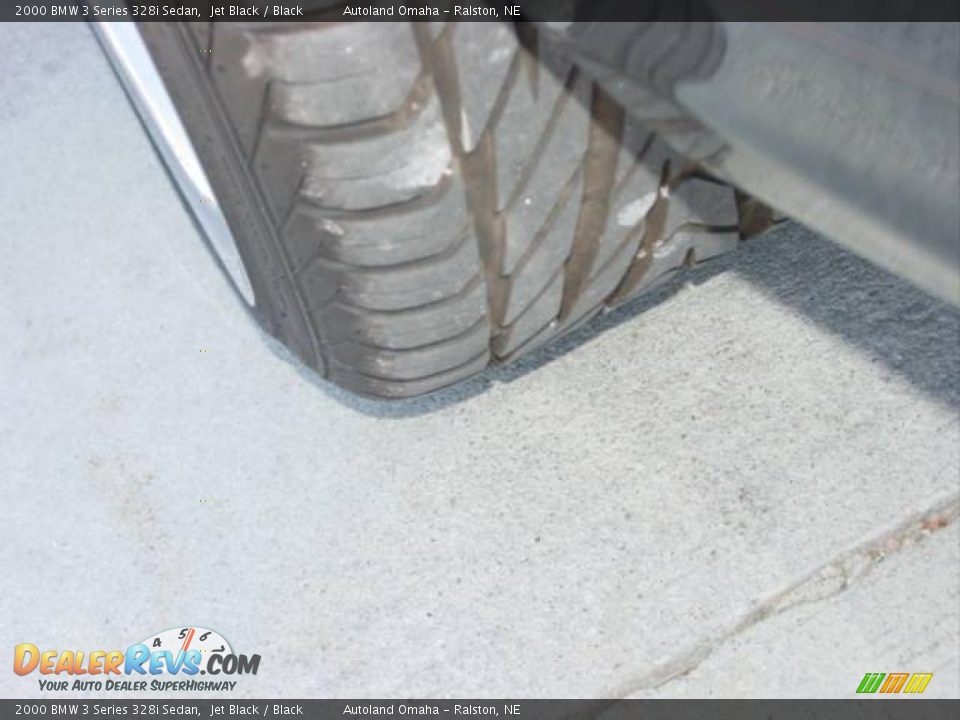 2000 BMW 3 Series 328i Sedan Jet Black / Black Photo #13