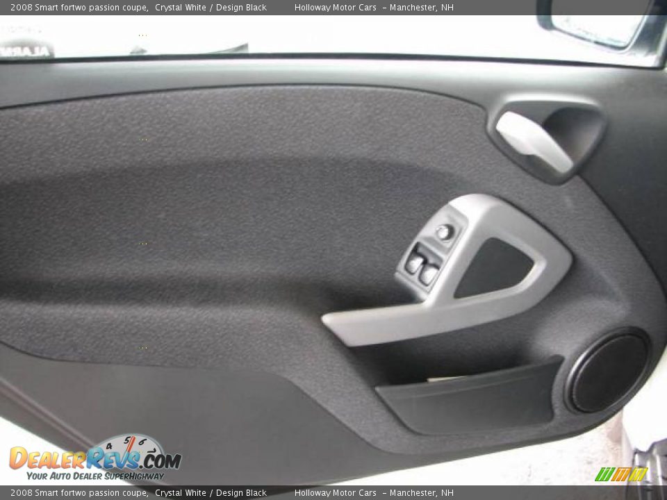 2008 Smart fortwo passion coupe Crystal White / Design Black Photo #6