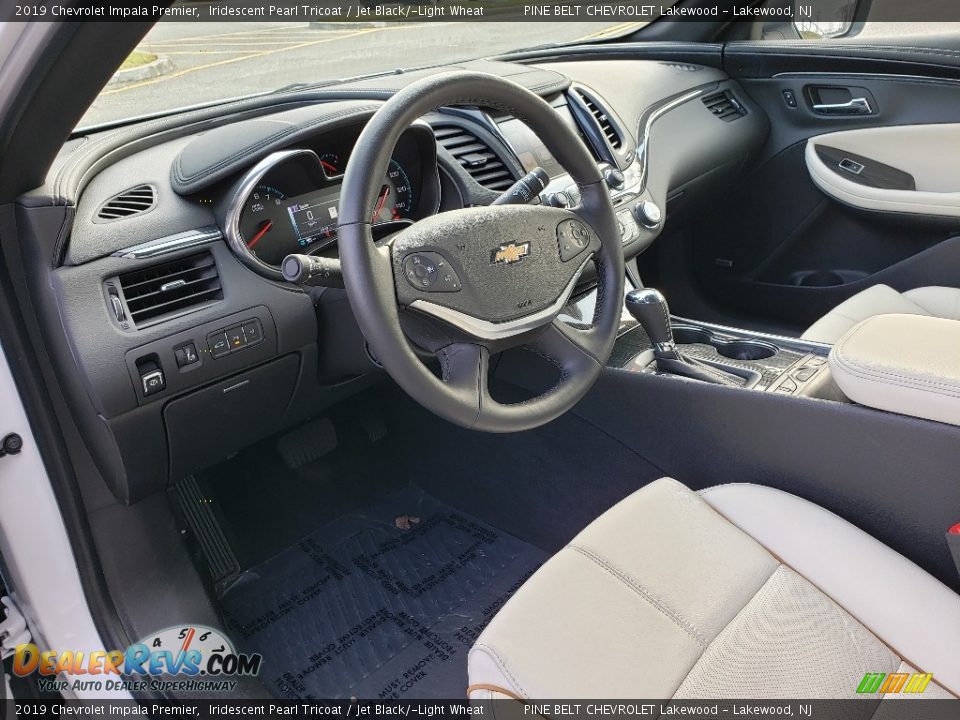 2019 Chevrolet Impala Premier Iridescent Pearl Tricoat / Jet Black/­Light Wheat Photo #7