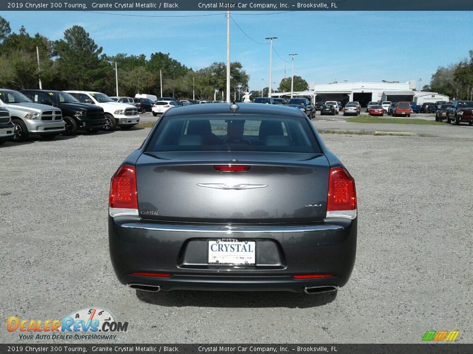 2019 Chrysler 300 Touring Granite Crystal Metallic / Black Photo #4