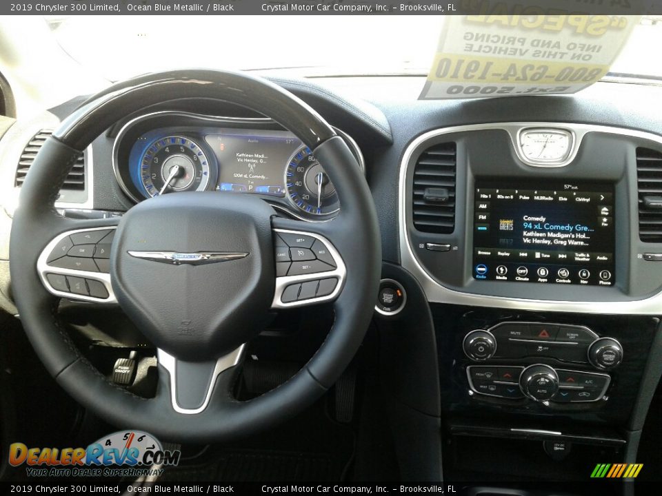 Dashboard of 2019 Chrysler 300 Limited Photo #13