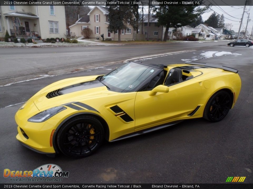 Front 3/4 View of 2019 Chevrolet Corvette Grand Sport Convertible Photo #2