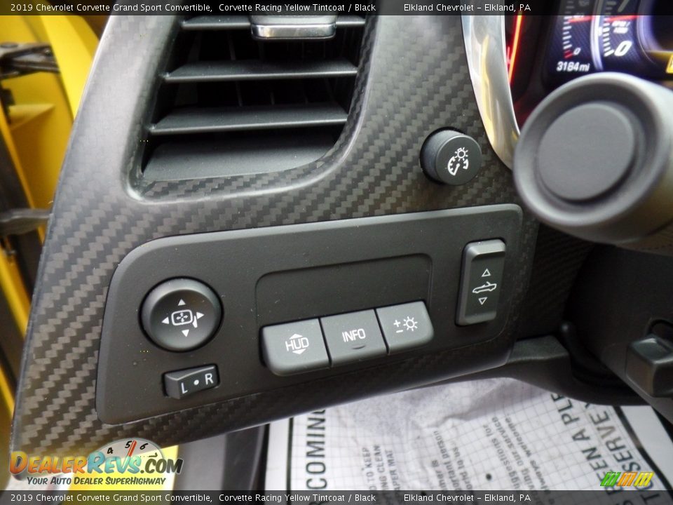 Controls of 2019 Chevrolet Corvette Grand Sport Convertible Photo #33