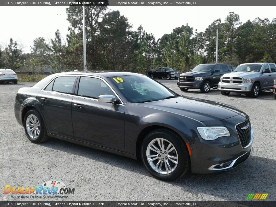 2019 Chrysler 300 Touring Granite Crystal Metallic / Black Photo #7