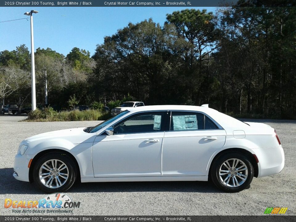 2019 Chrysler 300 Touring Bright White / Black Photo #2