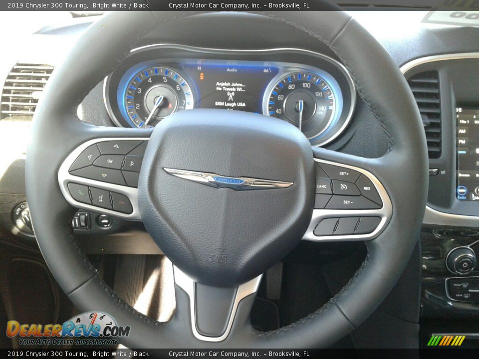 2019 Chrysler 300 Touring Bright White / Black Photo #14