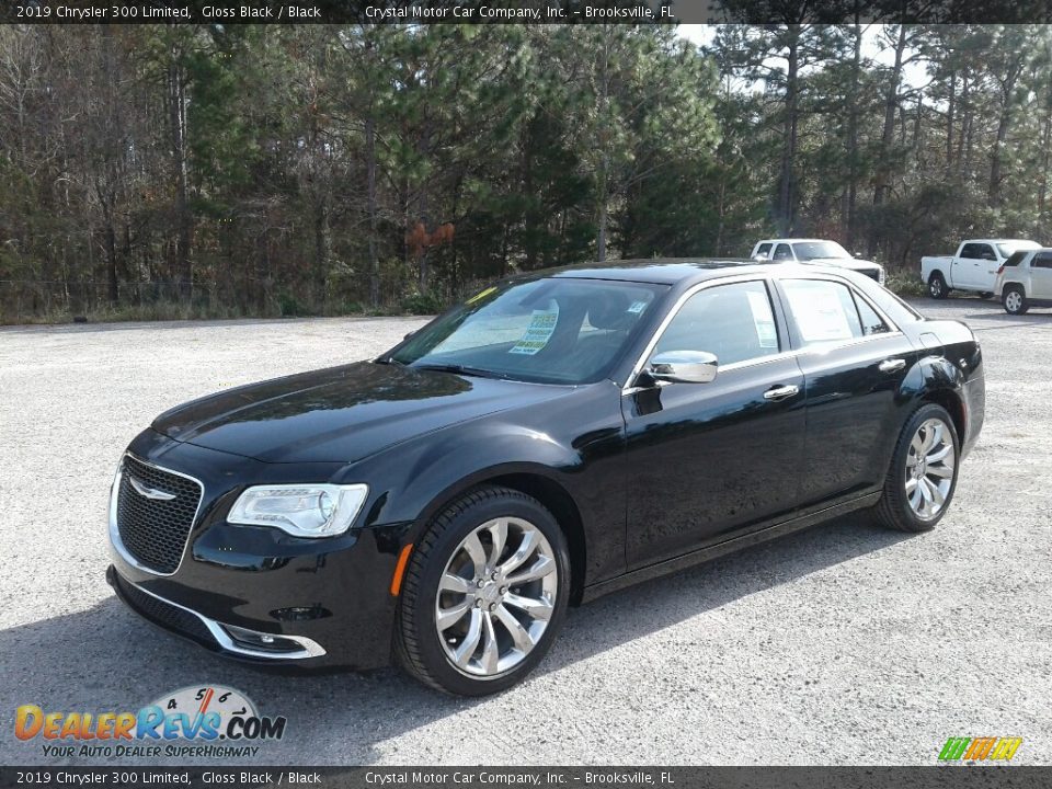 2019 Chrysler 300 Limited Gloss Black / Black Photo #1