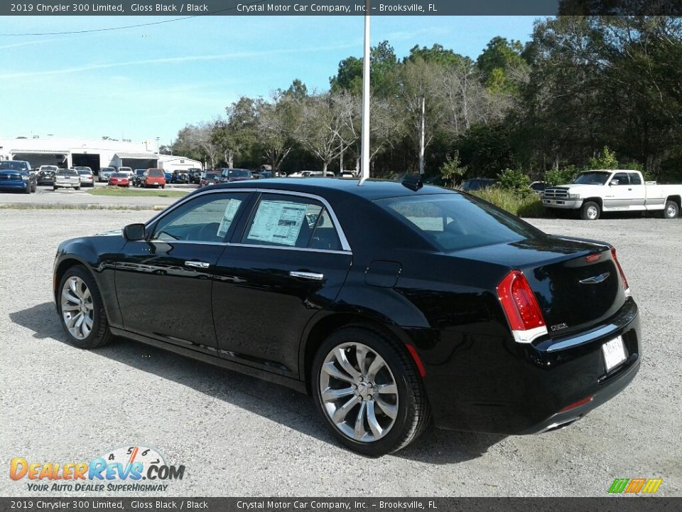 2019 Chrysler 300 Limited Gloss Black / Black Photo #3