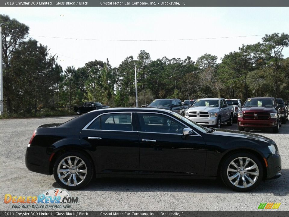 2019 Chrysler 300 Limited Gloss Black / Black Photo #6