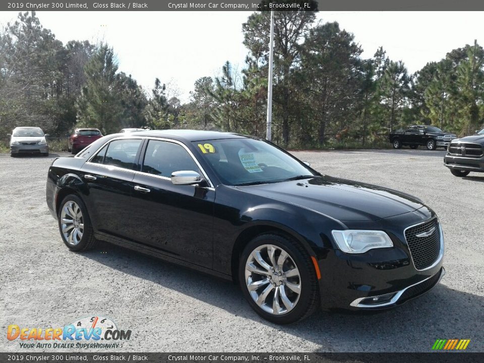 2019 Chrysler 300 Limited Gloss Black / Black Photo #7