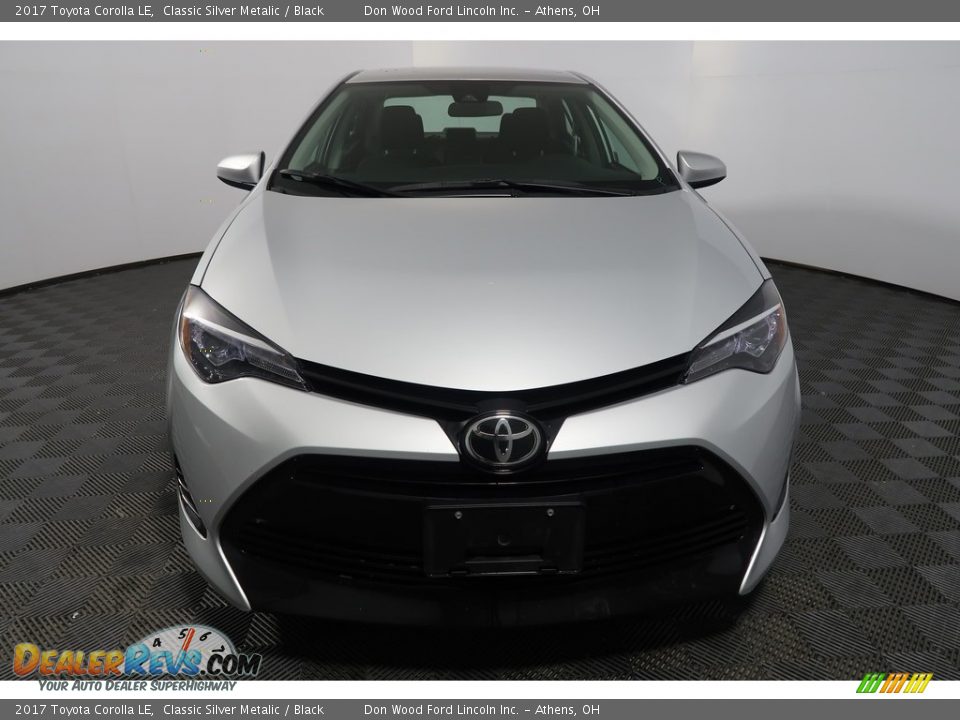 2017 Toyota Corolla LE Classic Silver Metalic / Black Photo #6