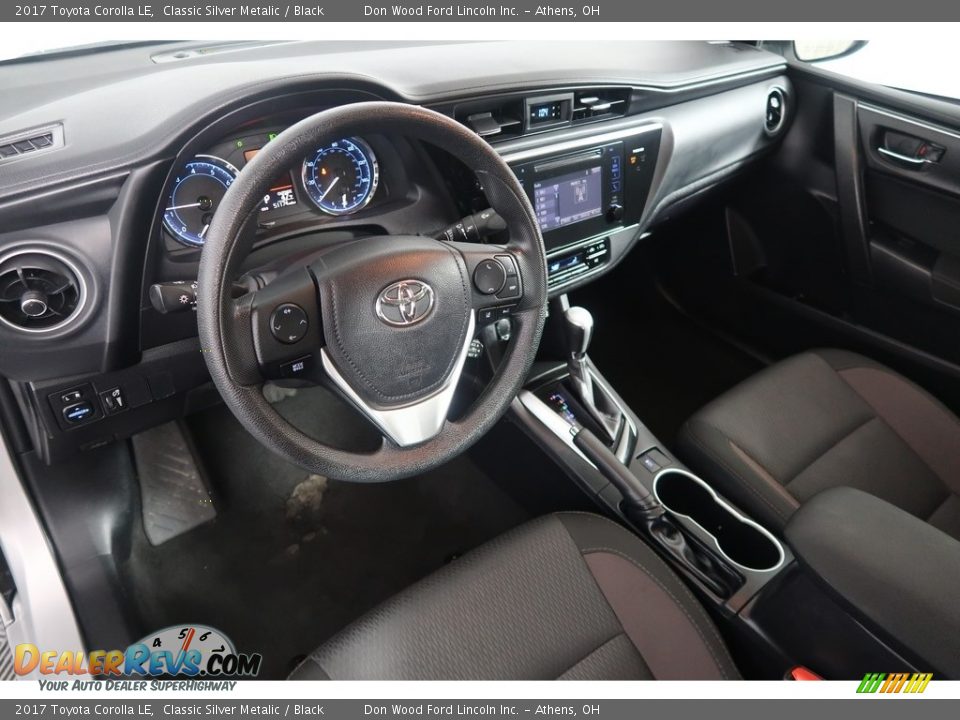 2017 Toyota Corolla LE Classic Silver Metalic / Black Photo #14