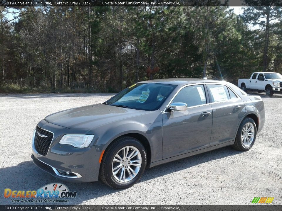 2019 Chrysler 300 Touring Ceramic Gray / Black Photo #1