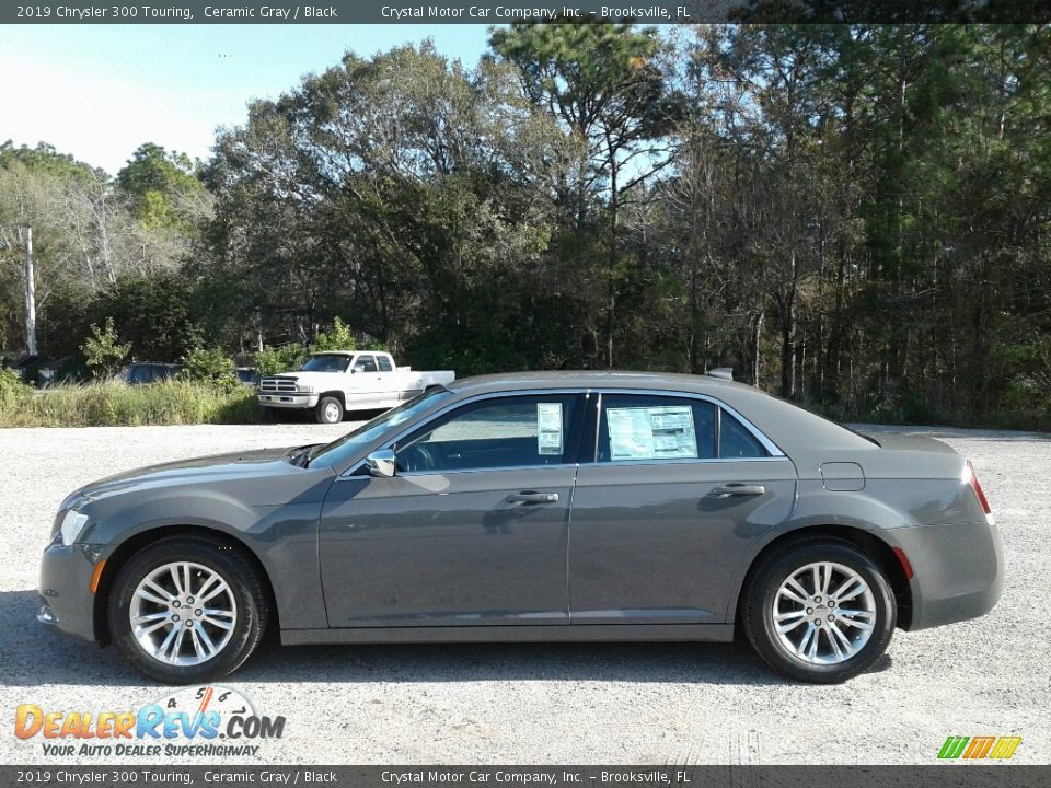 2019 Chrysler 300 Touring Ceramic Gray / Black Photo #2