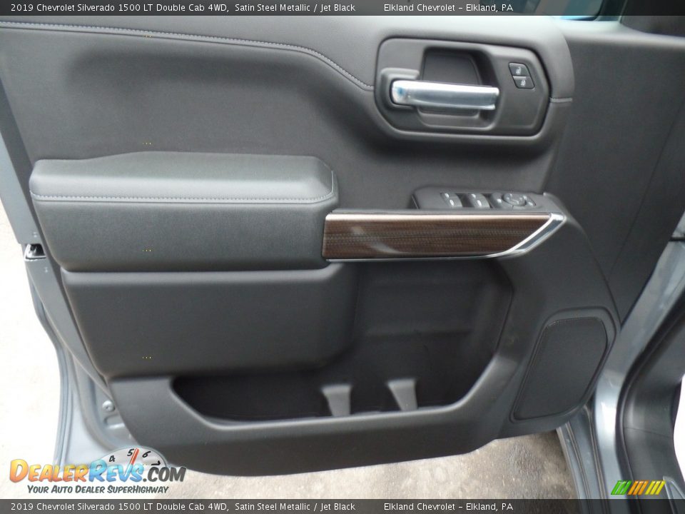 Door Panel of 2019 Chevrolet Silverado 1500 LT Double Cab 4WD Photo #15