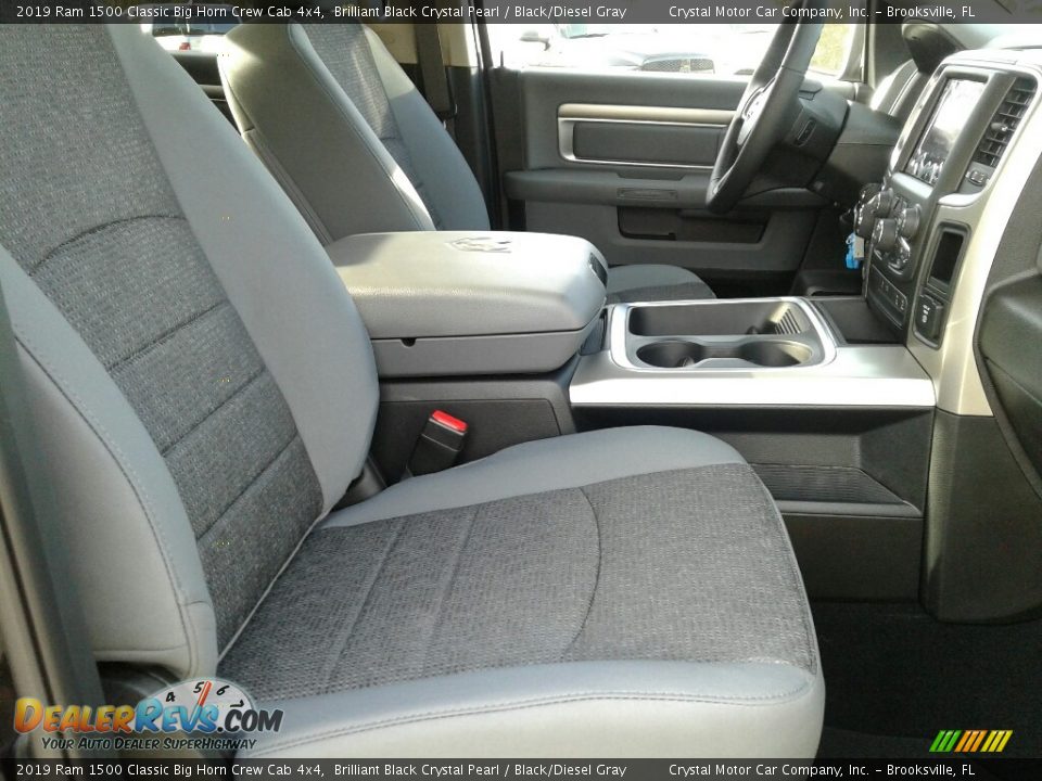 2019 Ram 1500 Classic Big Horn Crew Cab 4x4 Brilliant Black Crystal Pearl / Black/Diesel Gray Photo #12