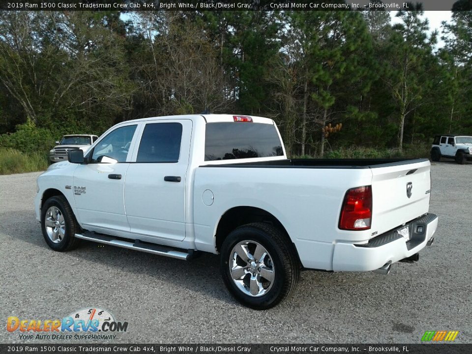 2019 Ram 1500 Classic Tradesman Crew Cab 4x4 Bright White / Black/Diesel Gray Photo #3