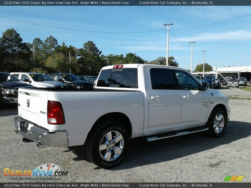 2019 Ram 1500 Classic Big Horn Crew Cab 4x4 Bright White / Black/Diesel Gray Photo #5