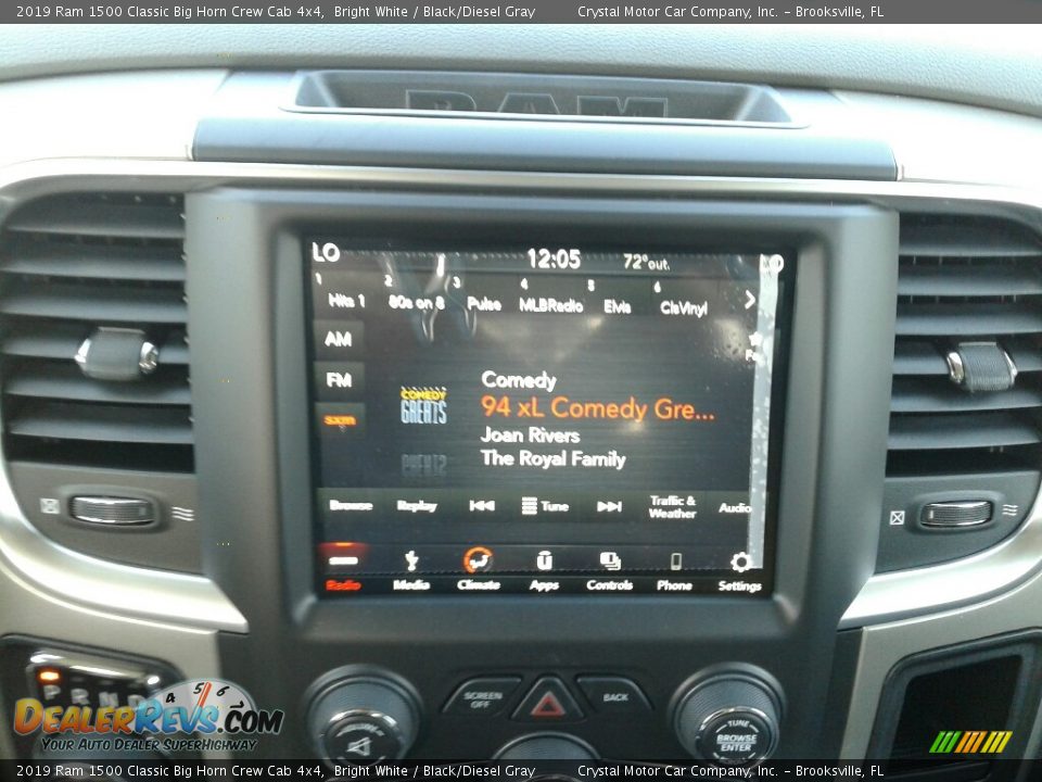 2019 Ram 1500 Classic Big Horn Crew Cab 4x4 Bright White / Black/Diesel Gray Photo #15