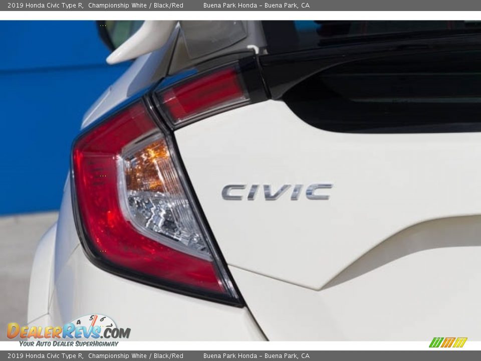 2019 Honda Civic Type R Logo Photo #7