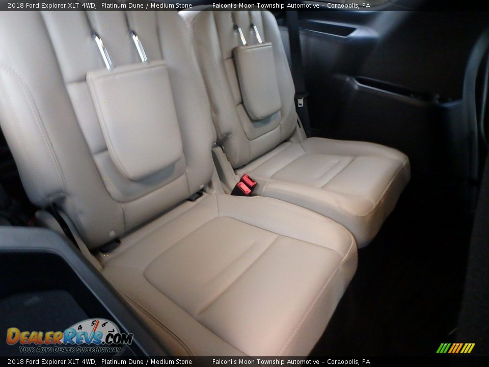 2018 Ford Explorer XLT 4WD Platinum Dune / Medium Stone Photo #15