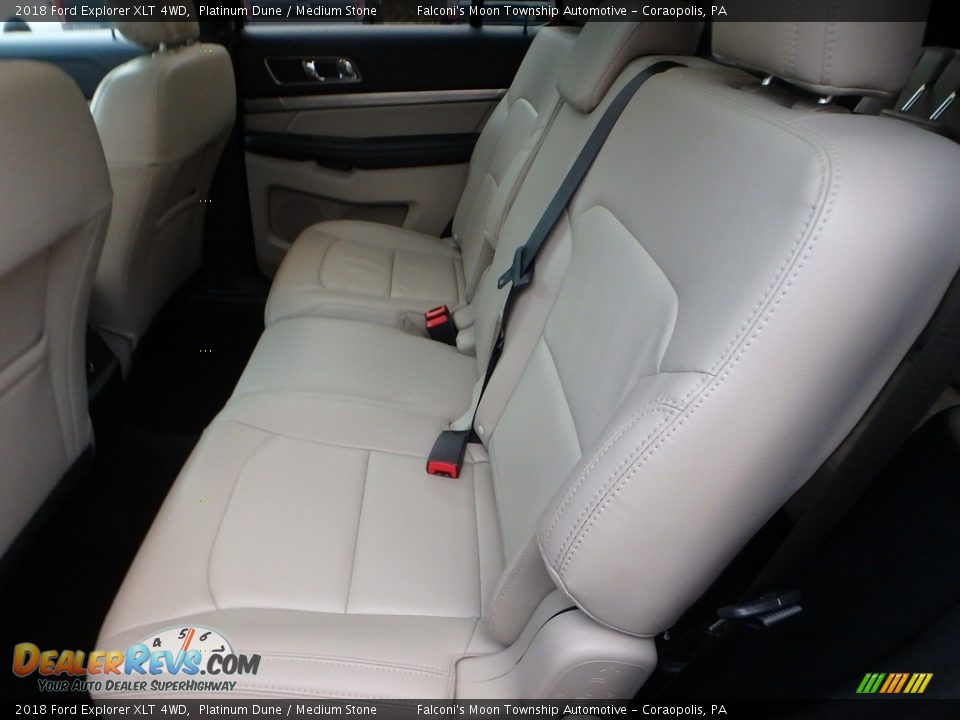 2018 Ford Explorer XLT 4WD Platinum Dune / Medium Stone Photo #17
